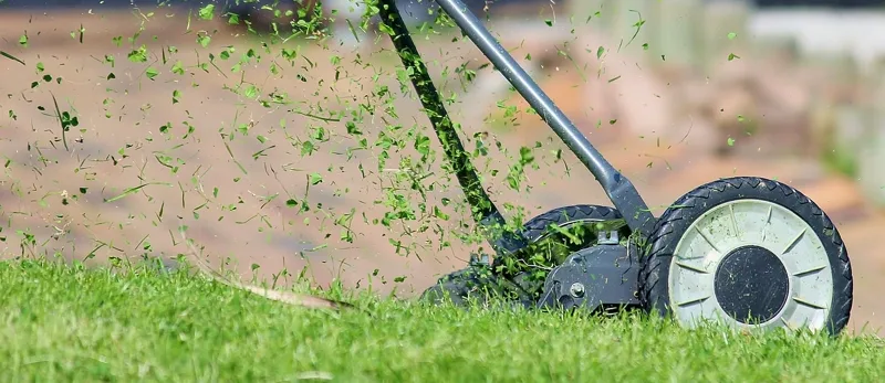 Weekly Lawn Mowing service by B&B Lawn & Landscape in Kansas City metro